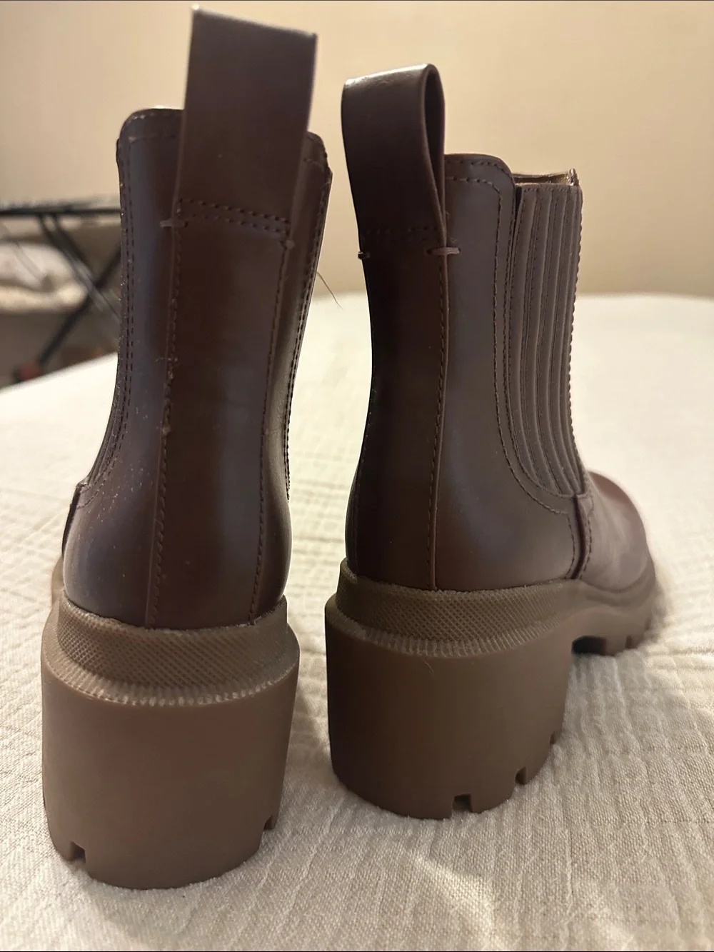 Universal Thread Brown Chelsea Ankle Boots